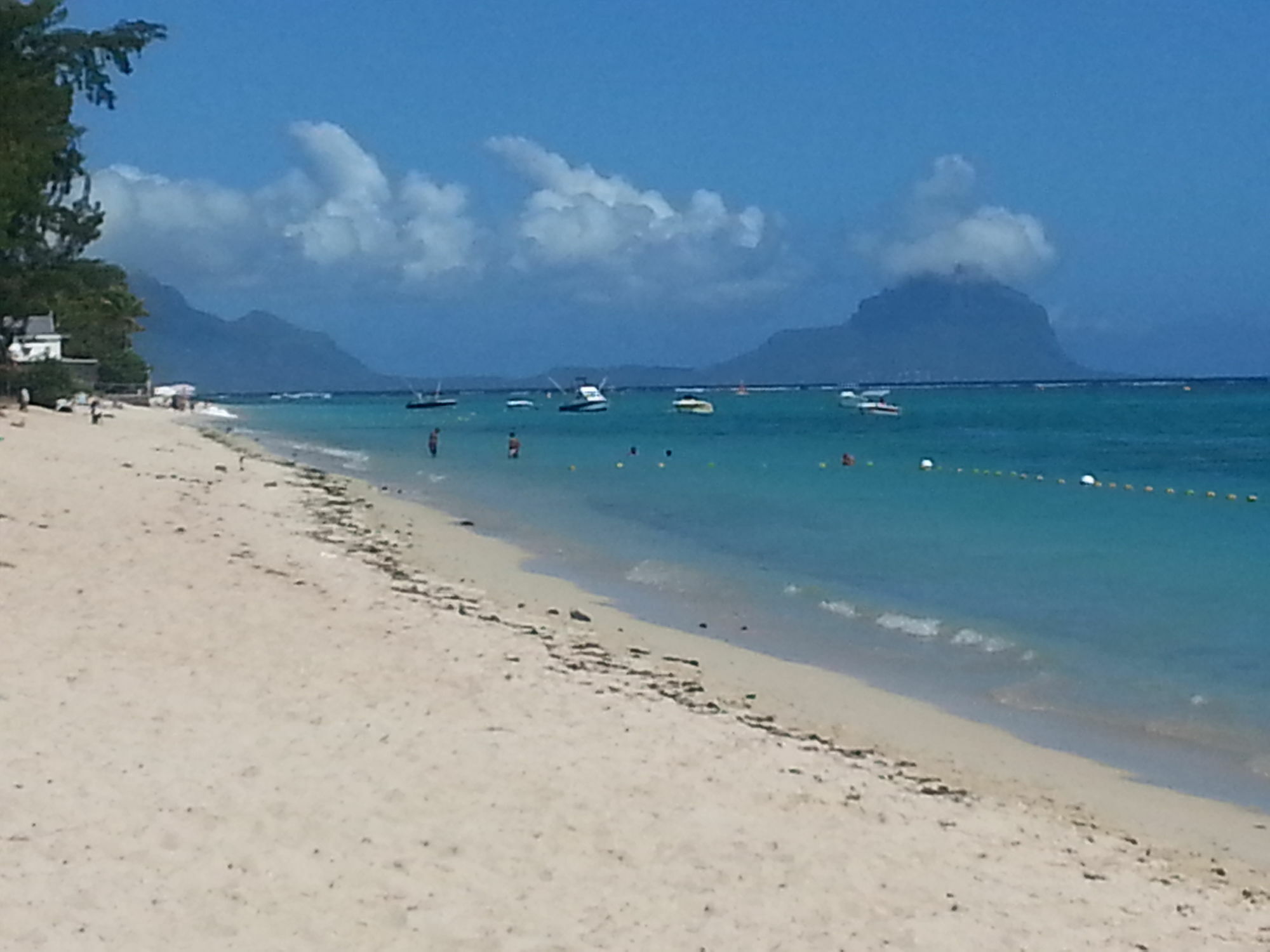 Sunset Beach Apart Flic en Flac Luaran gambar